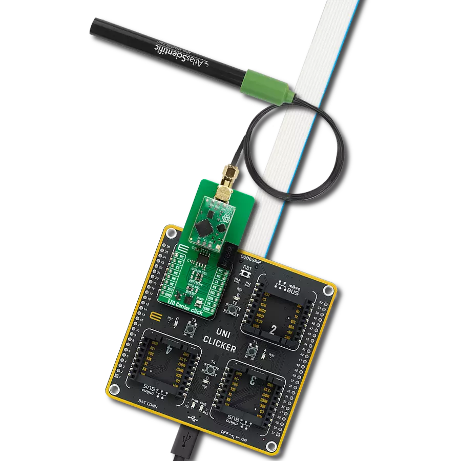 EZO Carrier Click - Conductivity with UNI Clicker