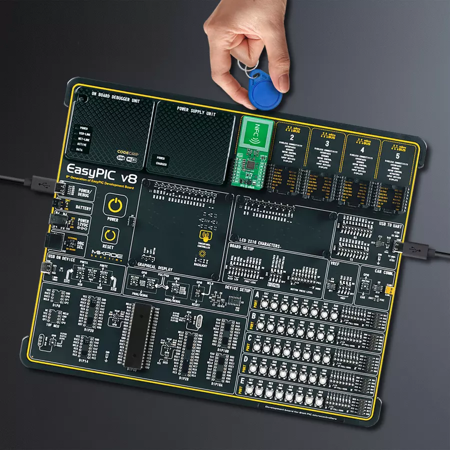 EasyPIC v8 Access DIPMB 1 - upright/background hardware assembly