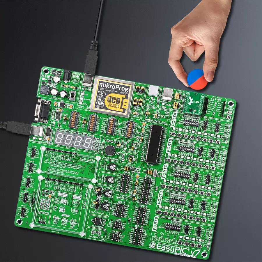 EasyPIC v7 Access MB 1 - upright/background hardware assembly