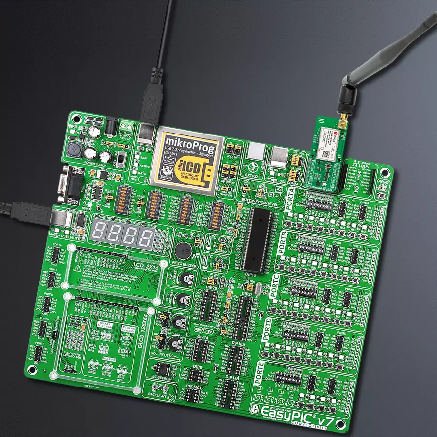EasyPIC v7 Access MB 1 - upright/background hardware assembly