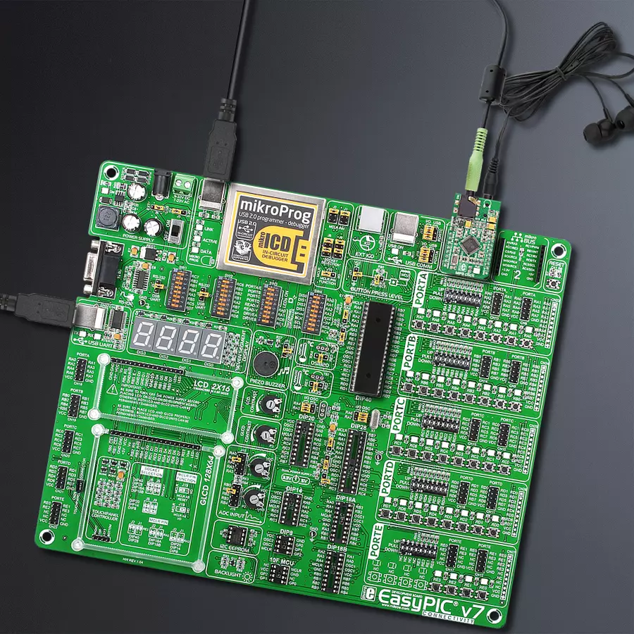 EasyPIC v7 Access MB 1 - upright/background hardware assembly