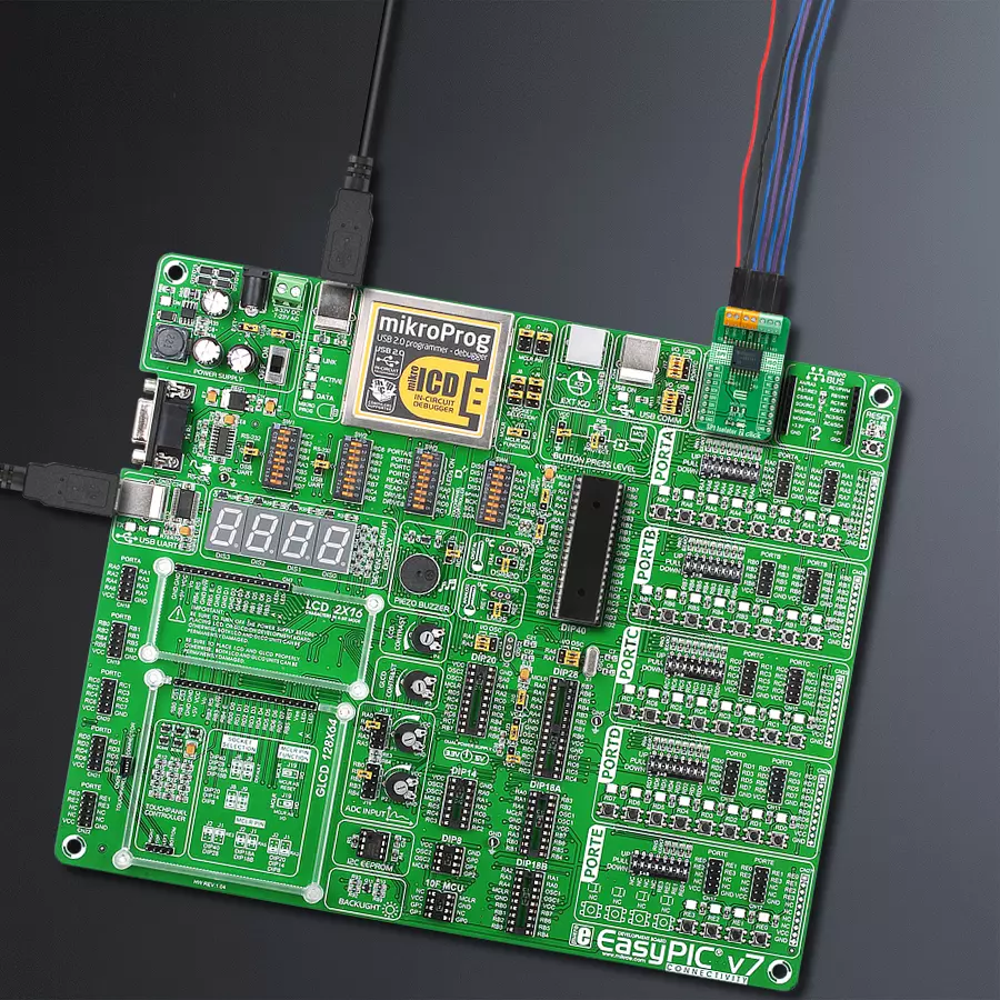 EasyPIC v7 Access MB 1 - upright/background hardware assembly