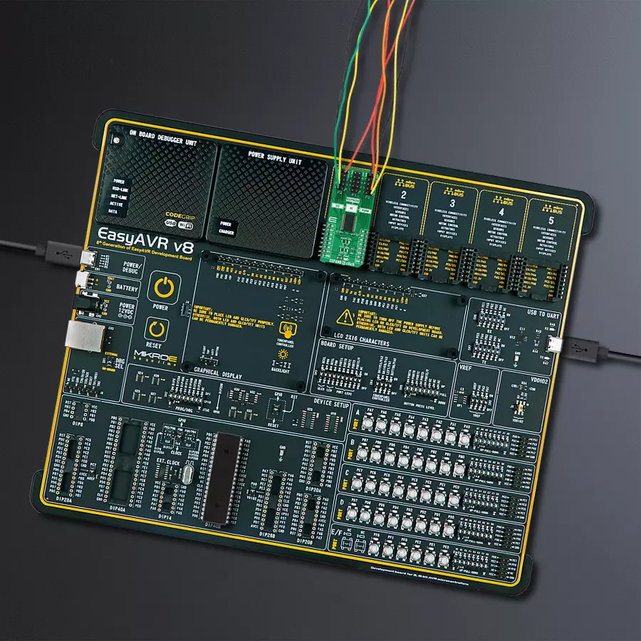 EasyAVR v8 Access DIP MB 1 - upright/background hardware assembly