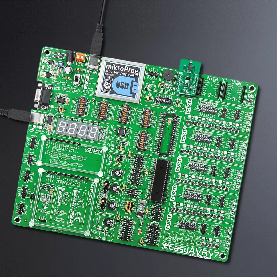 EasyAVR v7 Access DIP MB 1 - upright/background hardware assembly
