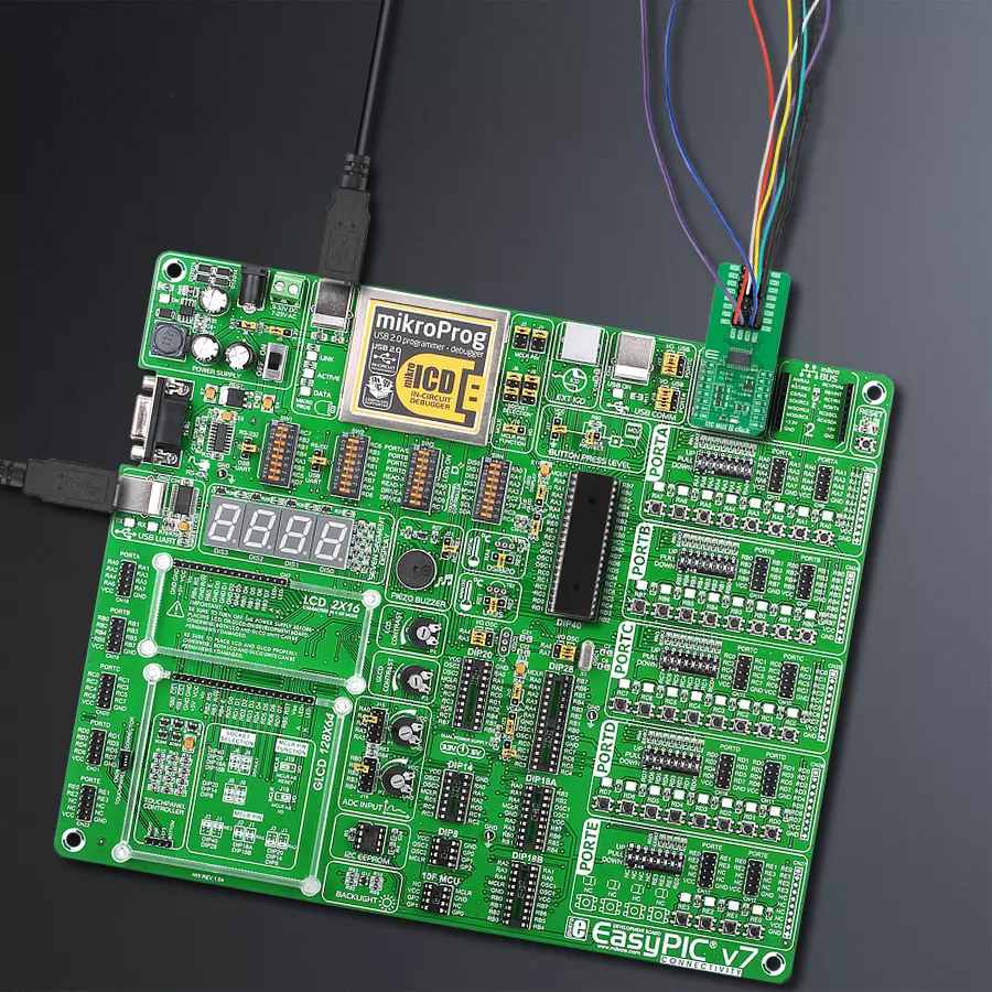 EasyPIC v7 Access MB 1 - upright/background hardware assembly