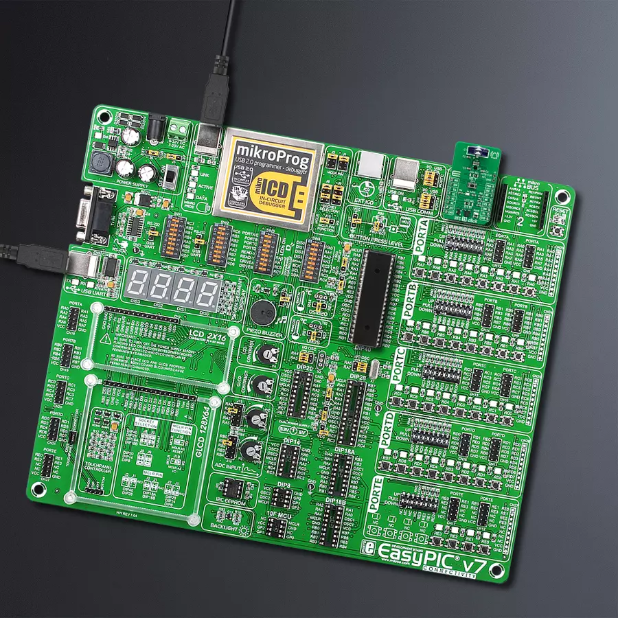 EasyPIC v7 Access MB 1 - upright/background hardware assembly