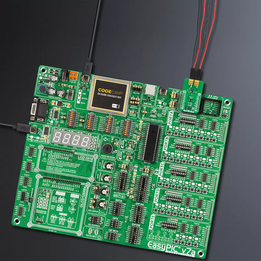 EasyPIC v7a Access MB 1 - upright/background hardware assembly