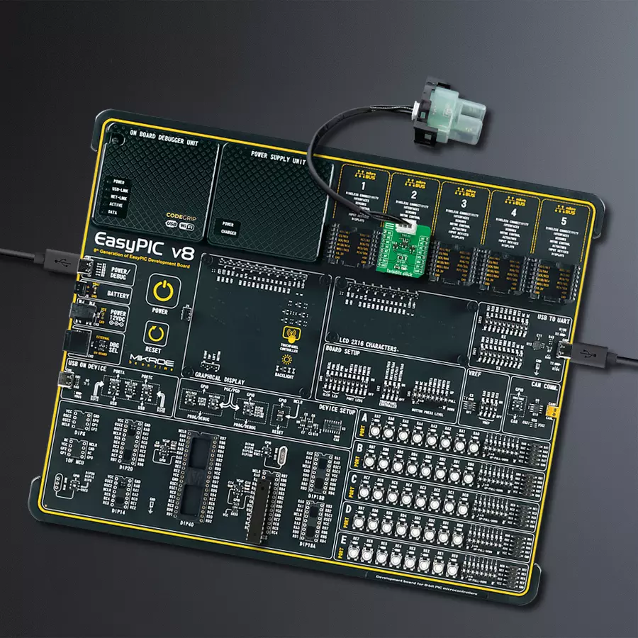 EasyPIC v8 Access DIPMB 1 - upright/background hardware assembly