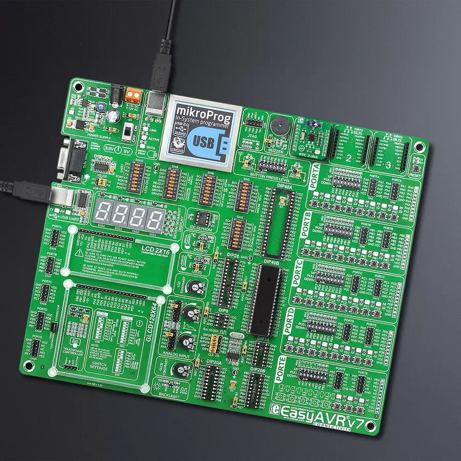 EasyAVR v7 Access DIP MB 1 - upright/background hardware assembly