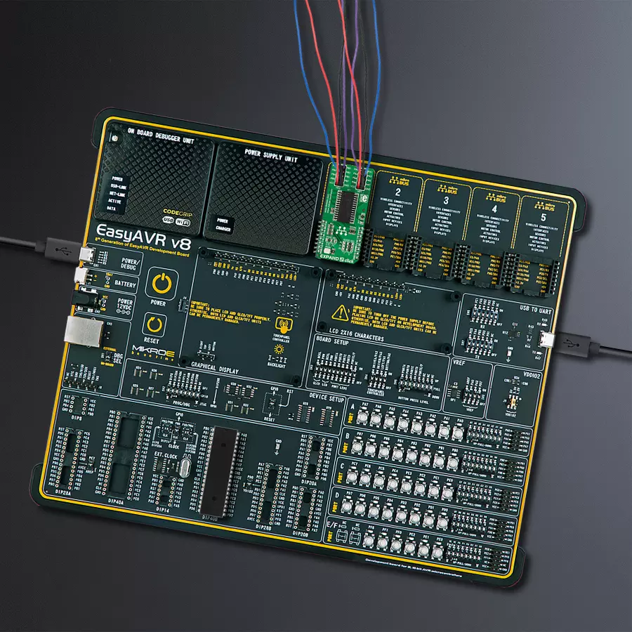 EasyAVR v8 Access DIP MB 1 - upright/background hardware assembly