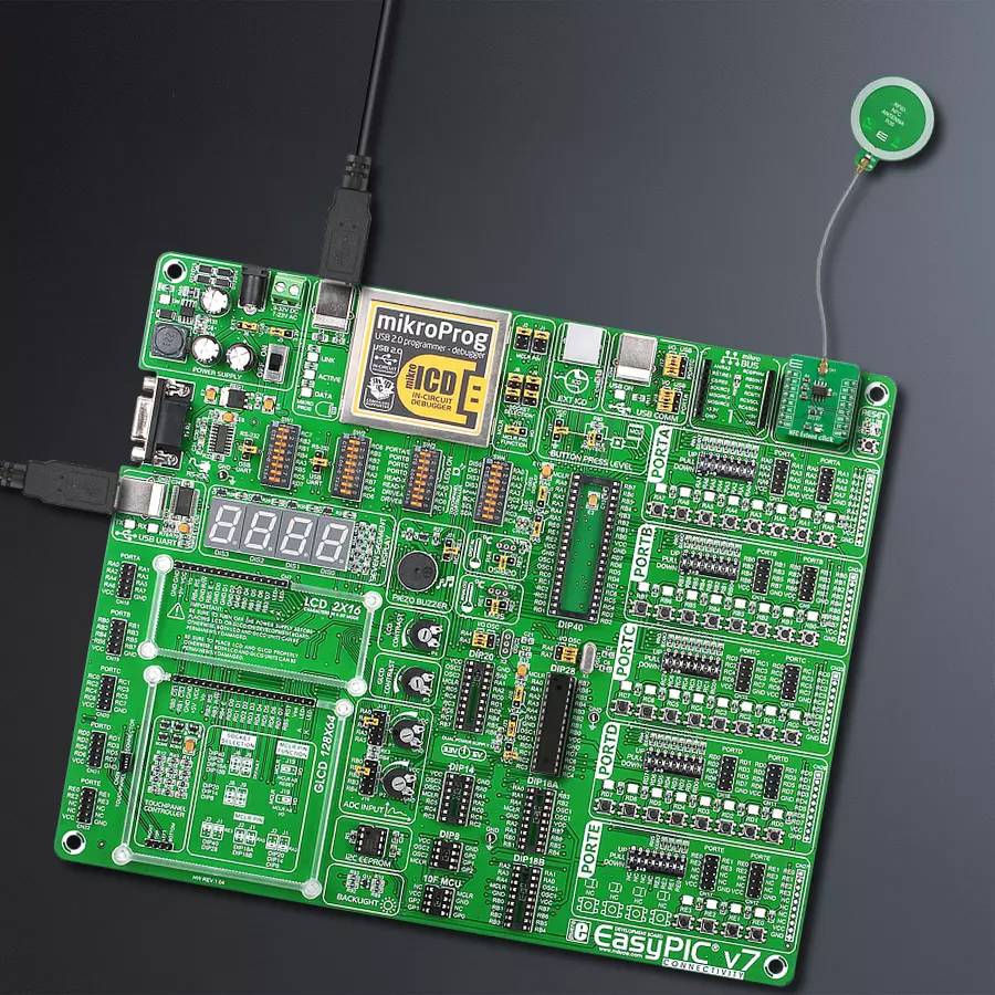 EasyPIC v7 Access MB 1 - upright/background hardware assembly