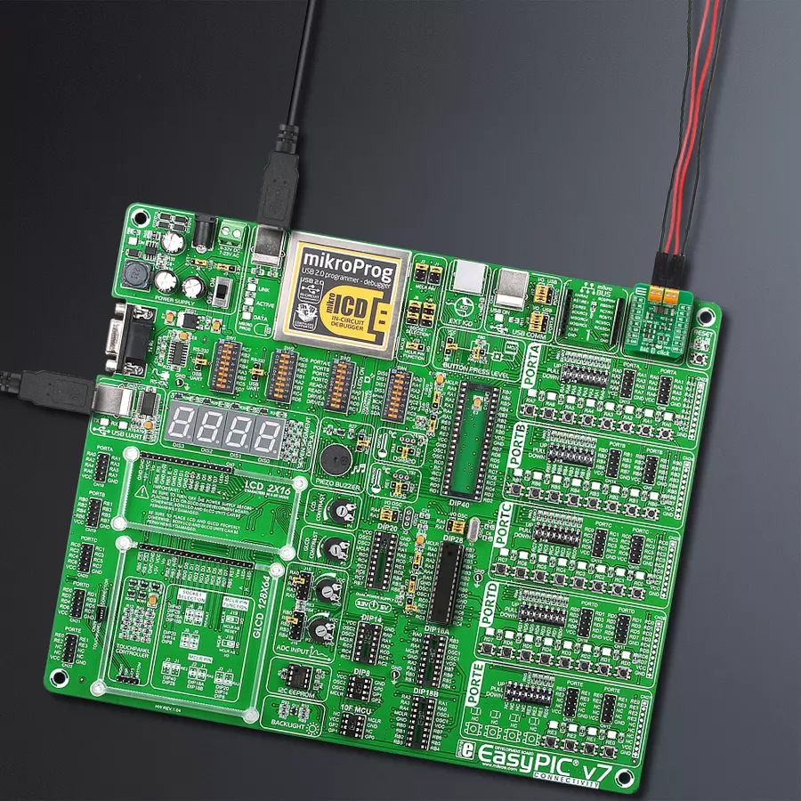 EasyPIC v7 Access MB 1 - upright/background hardware assembly