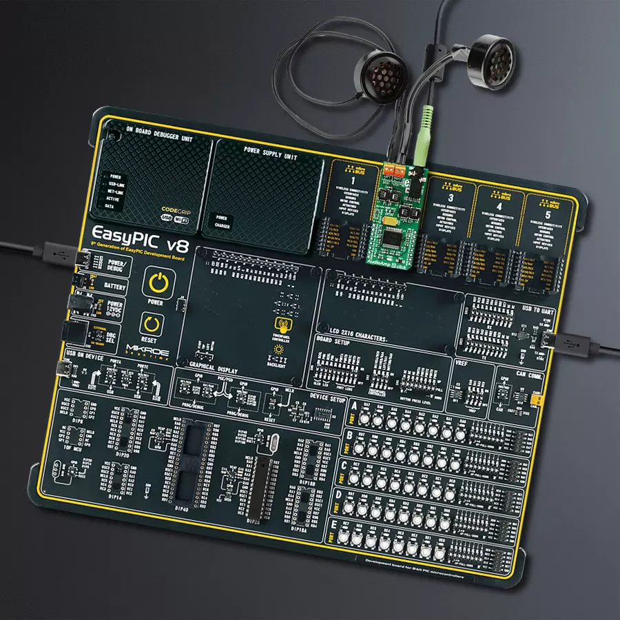 EasyPIC v8 Access DIPMB 1 - upright/background hardware assembly