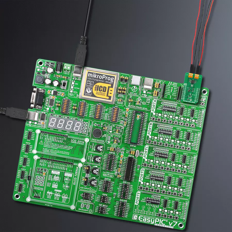 EasyPIC v7 Access MB 1 - upright/background hardware assembly