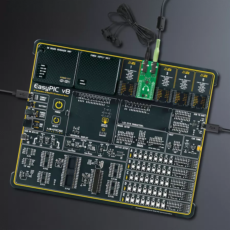 EasyPIC v8 Access DIPMB 1 - upright/background hardware assembly