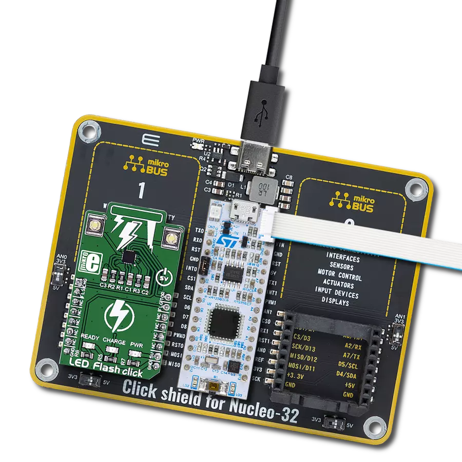 LED Flash Click with Nucleo 32 with STM32L031K6 MCU